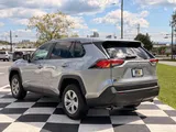 2023 Toyota RAV4 photo 7