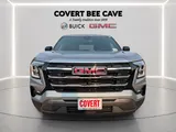 2027 GMC Terrain photo 3