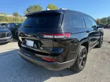 2023 Jeep Grand Cherokee L photo 3