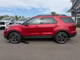2015 Ford Explorer photo 2