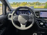 2027 Chrysler Pacifica photo 15