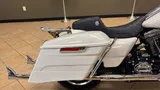 2015 Harley-Davidson Touring photo 5