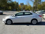 2018 Toyota Corolla photo 5