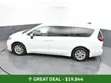 2023 Chrysler Pacifica photo 45