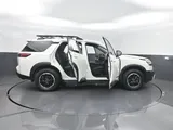 2025 Nissan Pathfinder photo 35