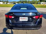 2019 Nissan Altima photo 5