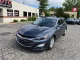 2021 Chevrolet Malibu photo 2