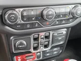 2026 Jeep Gladiator photo 15
