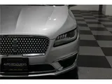 2017 Lincoln MKZ photo 8