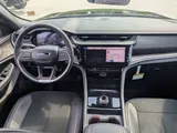 2027 Jeep Grand Cherokee photo 16