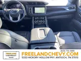 2022 GMC Yukon XL photo 18