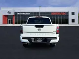 2026 Nissan Frontier photo 5
