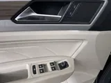 2023 Volkswagen Atlas photo 12