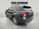 2022 Ford Explorer photo 6