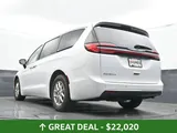 2025 Chrysler Pacifica photo 49