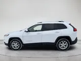 2018 Jeep Cherokee photo 3