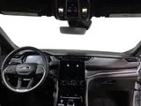 2025 Jeep Grand Cherokee photo 9