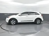 2019 Kia Niro Plug-In Hybrid photo 3