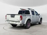 2017 Nissan Frontier photo 4