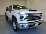 2025 Chevrolet Silverado 2500HD photo 1