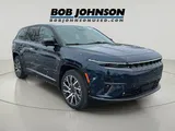2025 Jeep Wagoneer S photo 1