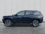 2024 Jeep Grand Cherokee photo 4