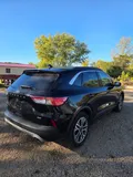 2021 Ford Escape photo 5