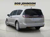 2026 Chrysler Pacifica photo 5