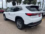 2027 Buick Enclave photo 4