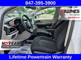 2023 Chrysler Voyager photo 26