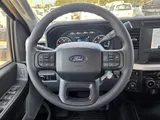 2027 Ford Super Duty F-250 SRW photo 32