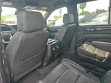 2023 GMC Yukon photo 21