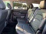 2025 Nissan Pathfinder photo 10