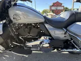2025 Harley-Davidson® Street Glide Ultra photo 11