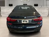 2018 BMW 7 Series photo 4