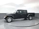 2023 Jeep Gladiator photo 10