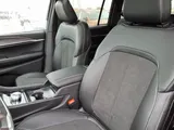 2027 Jeep Grand Cherokee photo 8