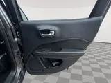 2019 Jeep Compass photo 30