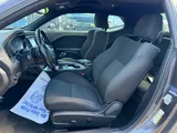 2019 Dodge Challenger photo 4