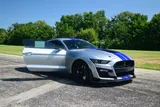 2022 Ford Mustang photo 12