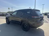2026 Jeep Grand Cherokee photo 5