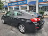 2016 Chevrolet Cruze photo 4