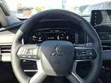 2026 Mitsubishi Outlander photo 20