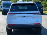 2027 Jeep Grand Cherokee photo 41