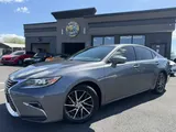 2016 Lexus ES 350 photo 1