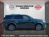 2024 Nissan Pathfinder photo 8
