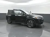 2023 Jeep Compass photo 34