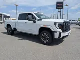 2026 GMC Sierra 2500HD photo 2