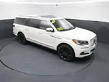 2024 Lincoln Navigator L photo 43