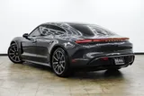 2021 Porsche Taycan photo 7